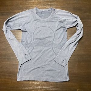 Grey Lululemon swiftly tech long sleeve shirt. Size Large